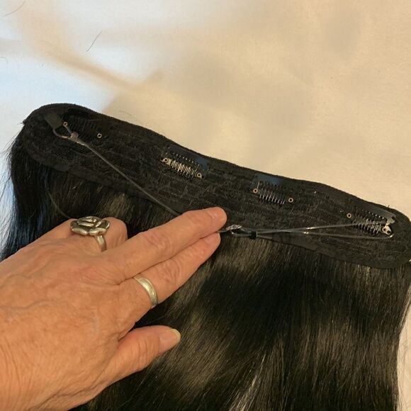Halo natural black 14" extension w/invisible band w/four clips to hold in place - Picture 4 of 7